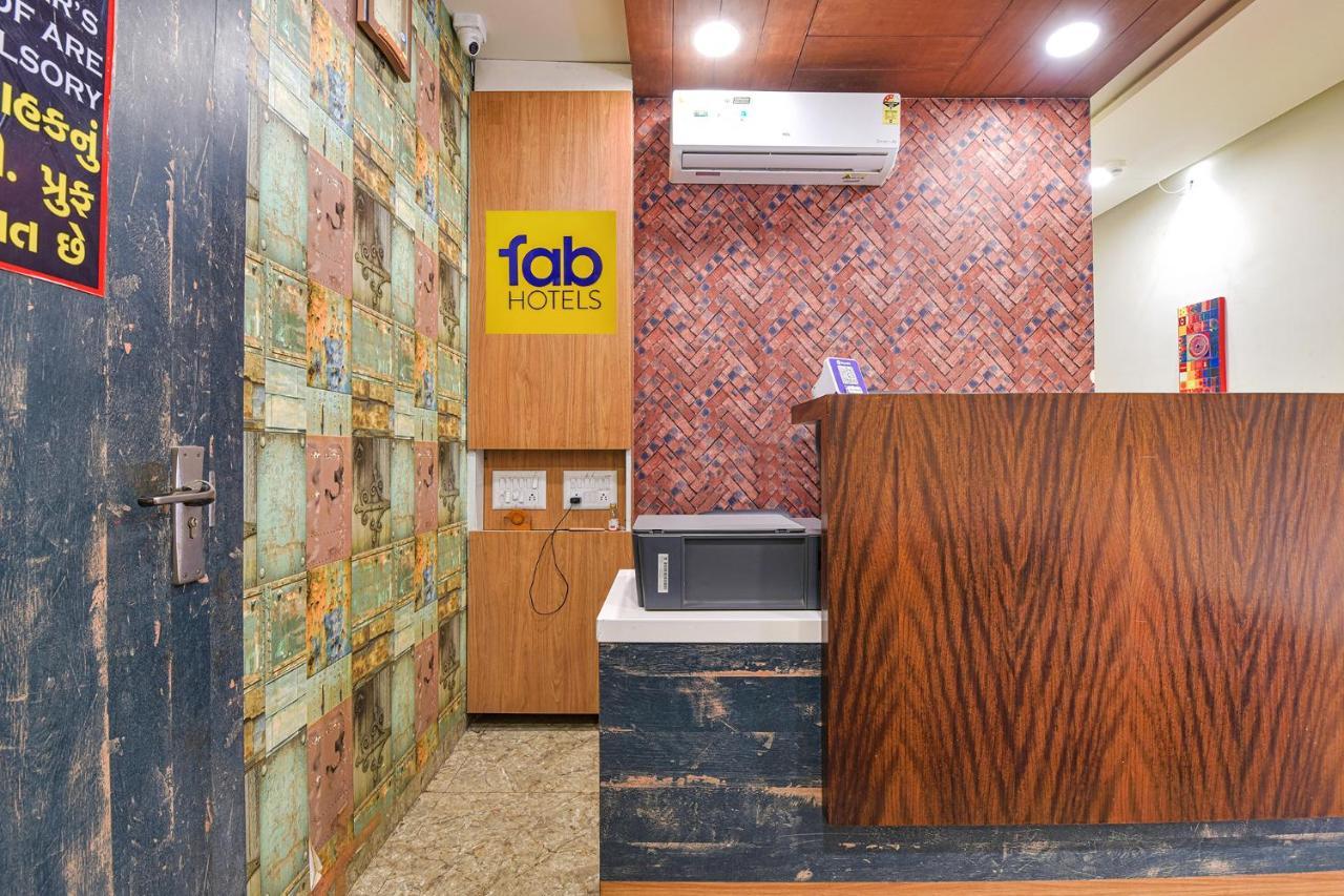Fabexpress Pearl Villa Αχμπανταμπάντ Εξωτερικό φωτογραφία